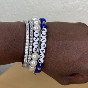 Elegant Pearl and Blue Beaded Bracelet Set MIMI FOREVER !!!